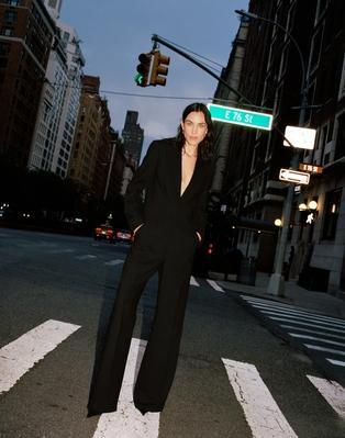 NY880_BK0070_d6_a.jpg