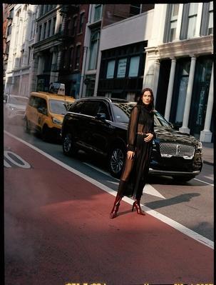 w-2025-nov-alexa-landing-lookbook-img14.jpg