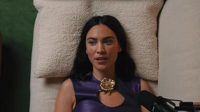 Alexa_Chung_on_Mrs_Prada2C_Jane_Birkin2C_and_Dressing_Sexy_at_40___Fashion_Neurosis_1080p_121.jpg