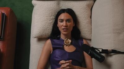 Alexa_Chung_on_Mrs_Prada2C_Jane_Birkin2C_and_Dressing_Sexy_at_40___Fashion_Neurosis_1080p_280.jpg