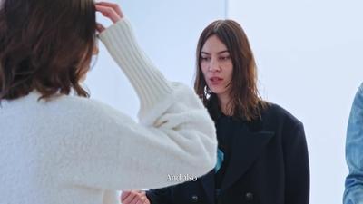 Behind_the_Design_with_Alexa_Chung___Madewell_1080p_205.jpg