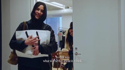 Click to view full size image
==============
Behind_the_Design_with_Alexa_Chung___Madewell_1080p_448.jpg Behind_the_Design_with_Alexa_Chung___Madewell_1080p_448.jpg