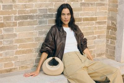journey-to-the-east-alexa-chung-5.jpg