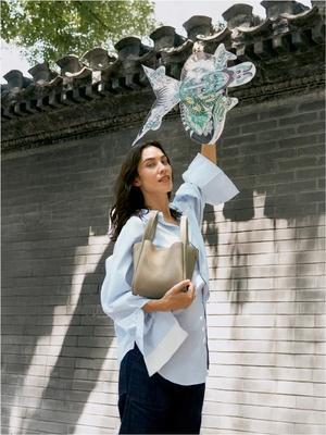 journey-to-the-east-alexa-chung-6.jpg